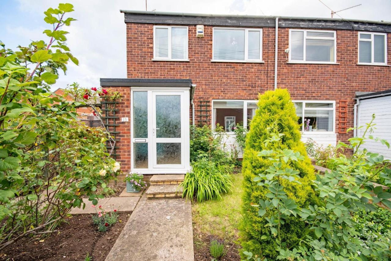 3-Bedroom House With Garden, Conservatory, In Centre Of ウスター エクステリア 写真